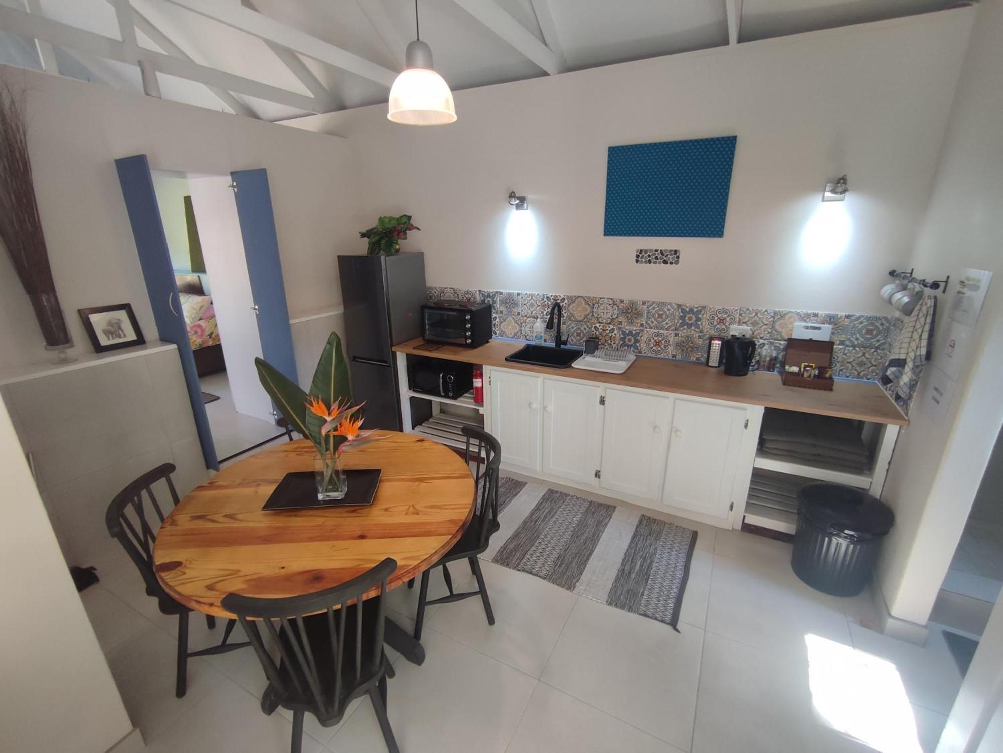 Paradise In The City - Cottage One Port Elizabeth Luaran gambar