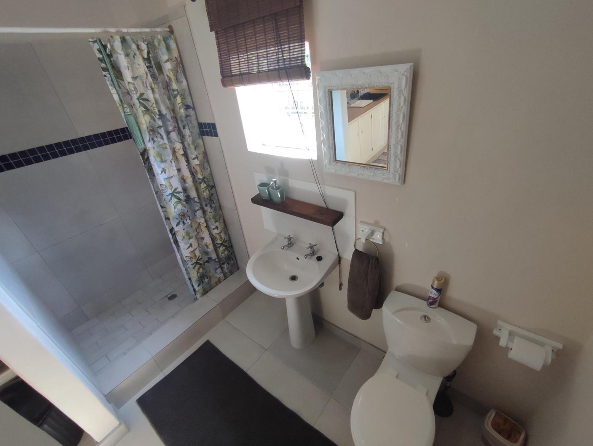 Paradise In The City - Cottage One Port Elizabeth Luaran gambar